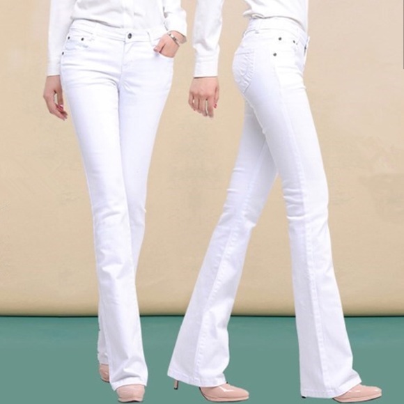 Citizens Of Humanity Denim - C of H White Amber MidRise Boot Cut Flared Jeans